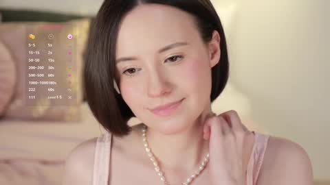 Essie  online show from 24, 2, 2025