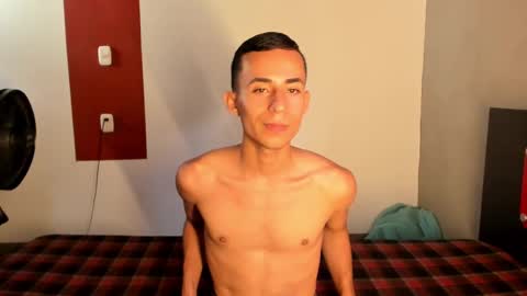 Snapshot of _fiore_ chatting on 3, 3, 2025 jair eduardo online show from 3, 3, 2025