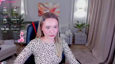 Snapshot of _florence_wayne chatting on 2, 12, 2024 Florence online show from 2, 12, 2024