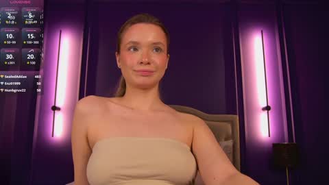 Snapshot of _florence_wayne chatting on 9, 12, 2024 Florence online show from 9, 12, 2024