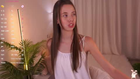 Snapshot of _fluffybunny_ chatting on 11, 9, 2025 Goldy Grace online show from 11, 9, 2025