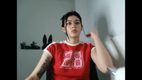 Mia-foster online show from 10, 2, 2025