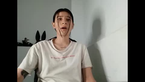 Mia-foster online show from 18, 2, 2025