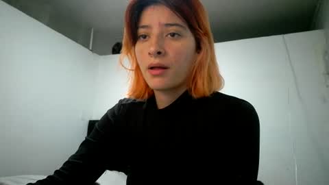 Snapshot of _genesid_dixton chatting on 30, 7, 2026 Mia-foster online show from 30, 7, 2026