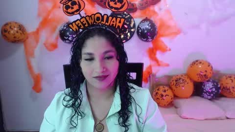 Gia Independent model online show from 10, 10, 2025