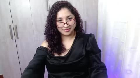 Snapshot of _gia_dior chatting on 4, 11, 2025 Gia Independent model online show from 4, 11, 2025