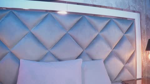 _giggy online show from 8, 4, 2026