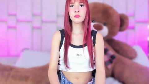 Snapshot of _gigidoll_ chatting on 22, 10, 2025 Gigi online show from 22, 10, 2025