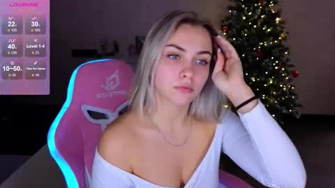 Snapshot of _gravity chatting on 18, 12, 2025 _gravity online show from 18, 12, 2025