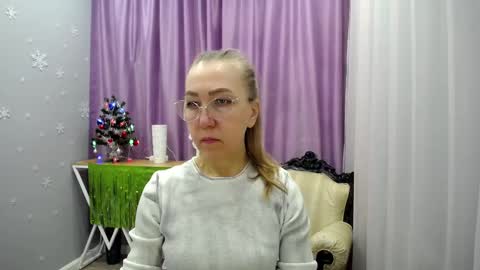 _greybunny_ online show from 29, 12, 2024