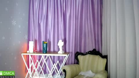 _greybunny_ online show from 25, 1, 2025