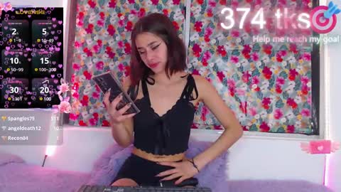 Gwen online show from 15, 2, 2025