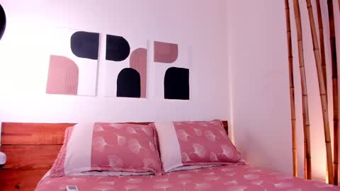 Snapshot of _hanna_johnson_ chatting on 4, 1, 2025 Hanna johnson online show from 4, 1, 2025