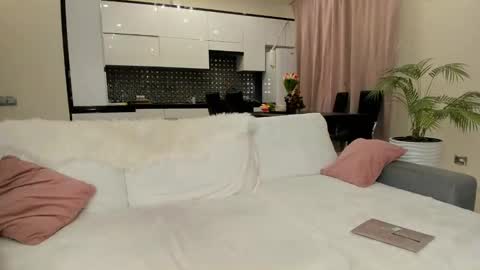 Julia online show from 18, 1, 2025