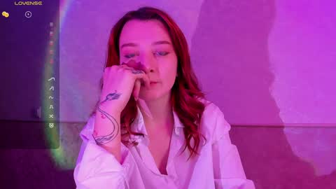 _hey_scarlett_ online show from 3, 12, 2024