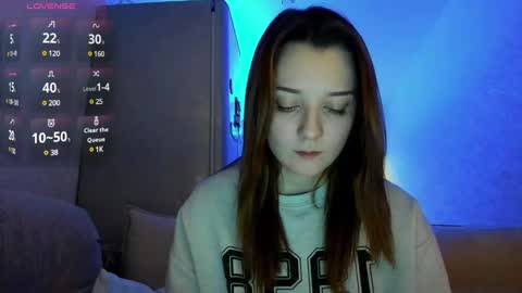 _hey_scarlett_ online show from 17, 12, 2024