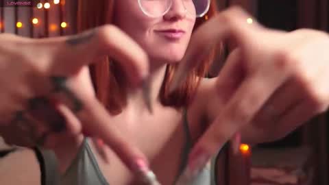 _hey_scarlett_ online show from 17, 2, 2025