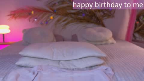 Holly online show from 8, 3, 2025