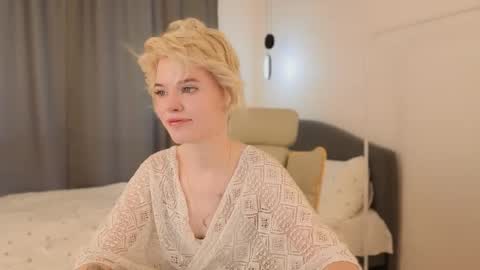 Snapshot of _honnyland chatting on 24, 5, 2026 Alisha online show from 24, 5, 2026