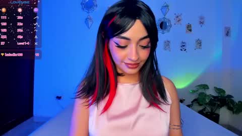 Jenn  online show from 25, 2, 2025