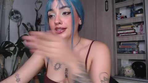 Jenn  online show from 5, 4, 2026