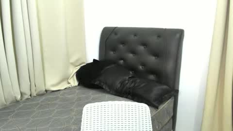 Snapshot of _imwithyou69_ chatting on 30, 11, 2025 yanie online show from 30, 11, 2025