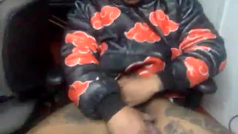 Snapshot of _infamous_ chatting on 7, 12, 2024 Tatted34 aka PimpDaddy SlickDick online show from 7, 12, 2024