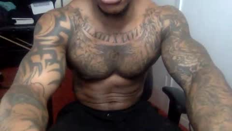 Snapshot of _infamous_ chatting on 22, 12, 2024 Tatted34 aka PimpDaddy SlickDick online show from 22, 12, 2024