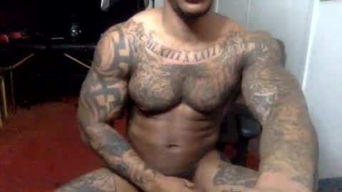 Snapshot of _infamous_ chatting on 16, 1, 2025 Tatted34 aka PimpDaddy SlickDick online show from 16, 1, 2025