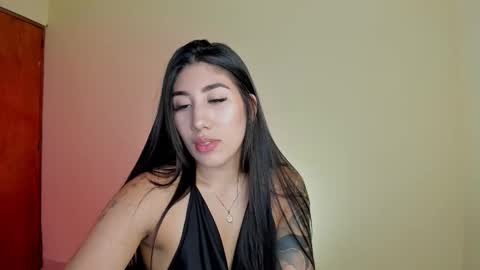 Snapshot of _isabella99_ chatting on 25, 11, 2025 Isabella online show from 25, 11, 2025