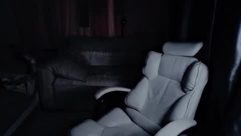 Snapshot of _iuiu_ chatting on 19, 12, 2024 UU online show from 19, 12, 2024