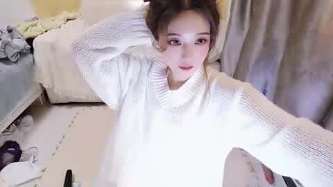 Snapshot of _iuiu_ chatting on 10, 2, 2025 UU online show from 10, 2, 2025