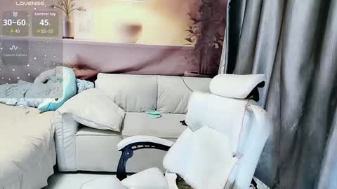 Snapshot of _iuiu_ chatting on 9, 9, 2025 UU online show from 9, 9, 2025