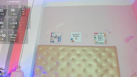 J A D E online show from 20, 11, 2025