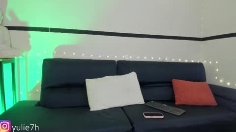 Snapshot of _jessy_moon_ chatting on 20, 2, 2025 ... online show from 20, 2, 2025