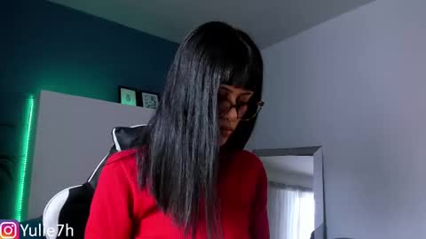 Snapshot of _jessy_moon_ chatting on 3, 10, 2025 ... online show from 3, 10, 2025