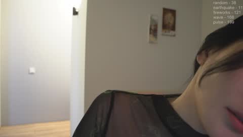 Snapshot of _jikey_ chatting on 8, 1, 2025 Jaki online show from 8, 1, 2025