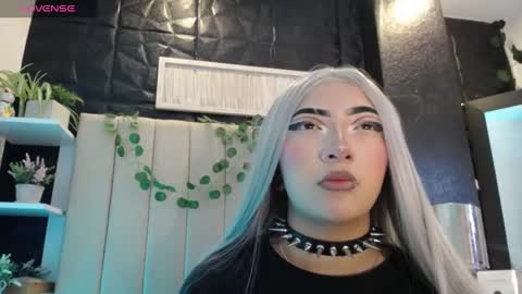 Mia online show from 11, 1, 2025