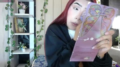 Mia online show from 21, 2, 2025