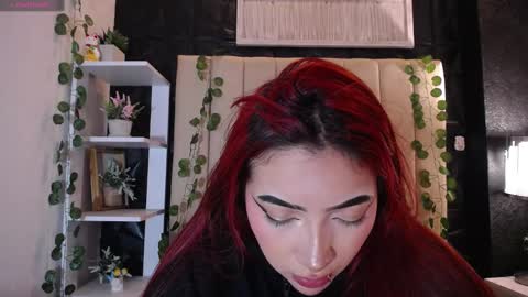 Mia online show from 21, 2, 2025