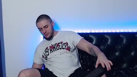 Snapshot of _joni_new_ chatting on 5, 11, 2025 Joni online show from 5, 11, 2025