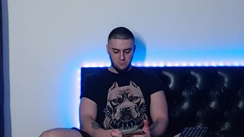 Snapshot of _joni_new_ chatting on 12, 11, 2025 Joni online show from 12, 11, 2025