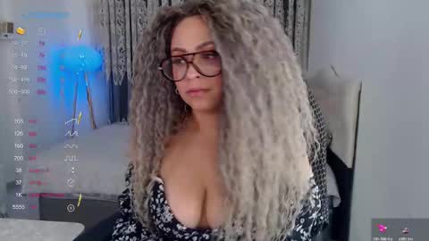 _just_a_queen_3 online show from 3, 11, 2025