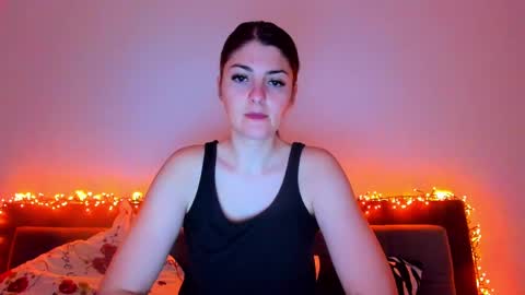 _just_a_simple_girl online show from 7, 3, 2025