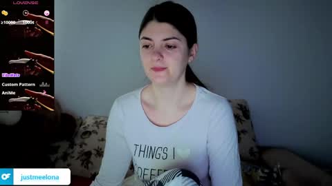 _just_a_simple_girl online show from 17, 4, 2026