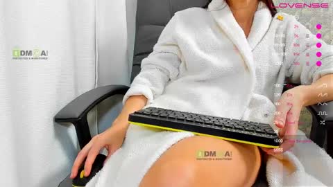 Snapshot of _justcallme_ chatting on 14, 2, 2025 _justcallme_ online show from 14, 2, 2025