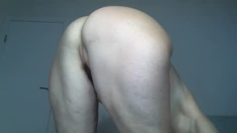 Snapshot of _kapelka_ chatting on 8, 10, 2025 KAPELKA online show from 8, 10, 2025