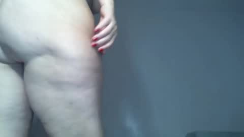 Snapshot of _kapelka_ chatting on 14, 10, 2025 KAPELKA online show from 14, 10, 2025