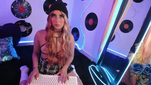 _karine01 online show from 4, 2, 2025