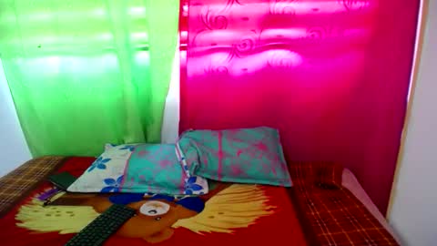 Snapshot of _katerin_love chatting on 20, 12, 2025 kateryn online show from 20, 12, 2025